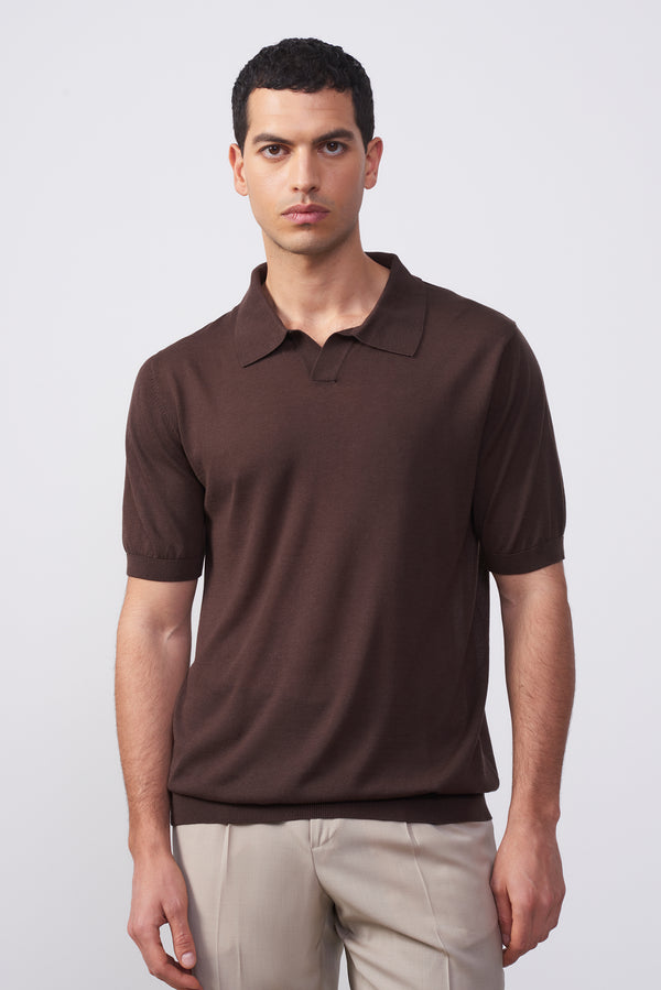 Polo in Tencel e Seta con Collo Aperto