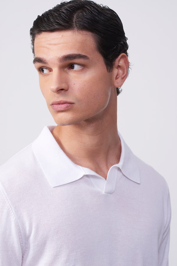 Polo in Tencel e Seta con Collo Aperto