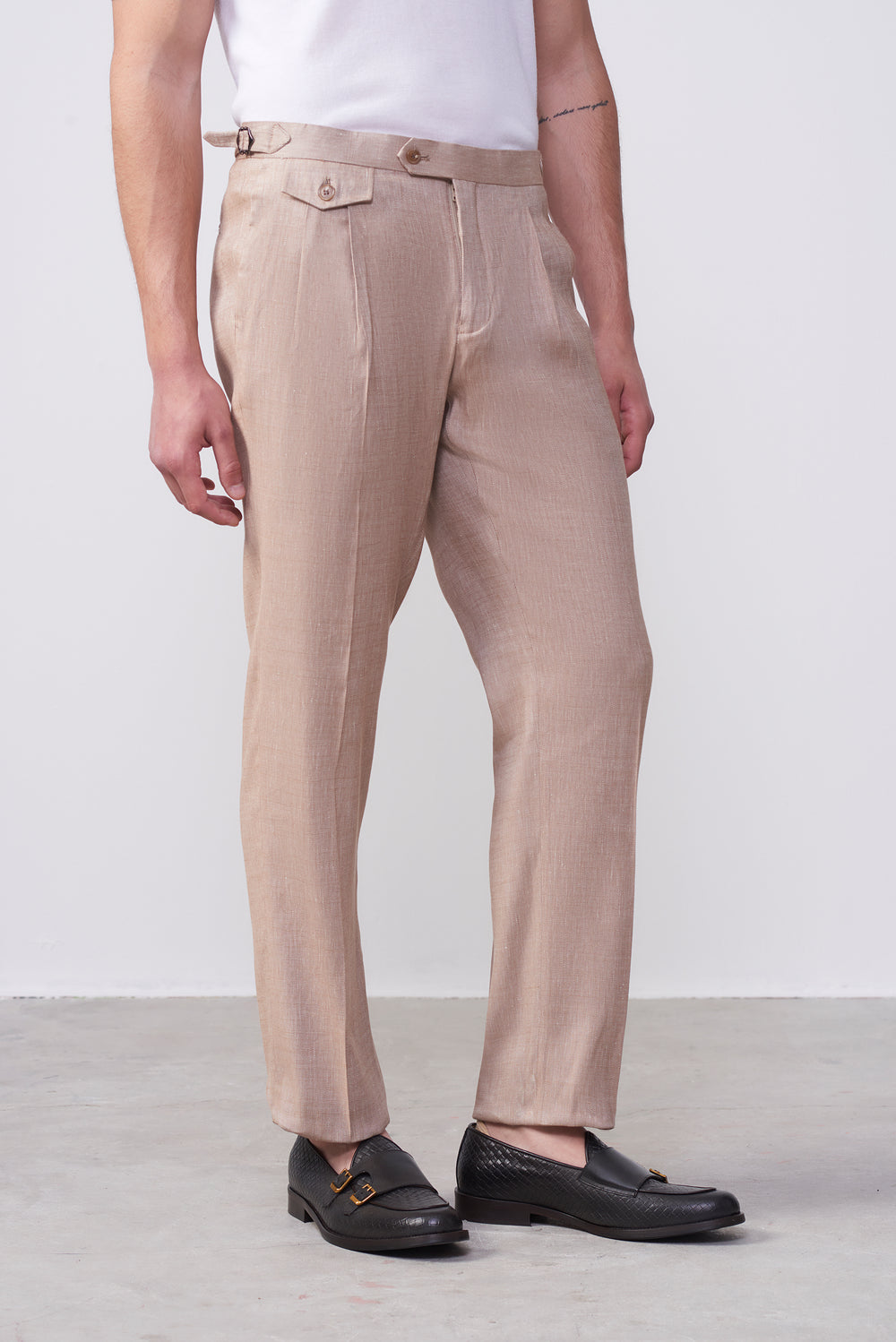 Pantalone in Tessuto Diagonale con Regolatori Laterali