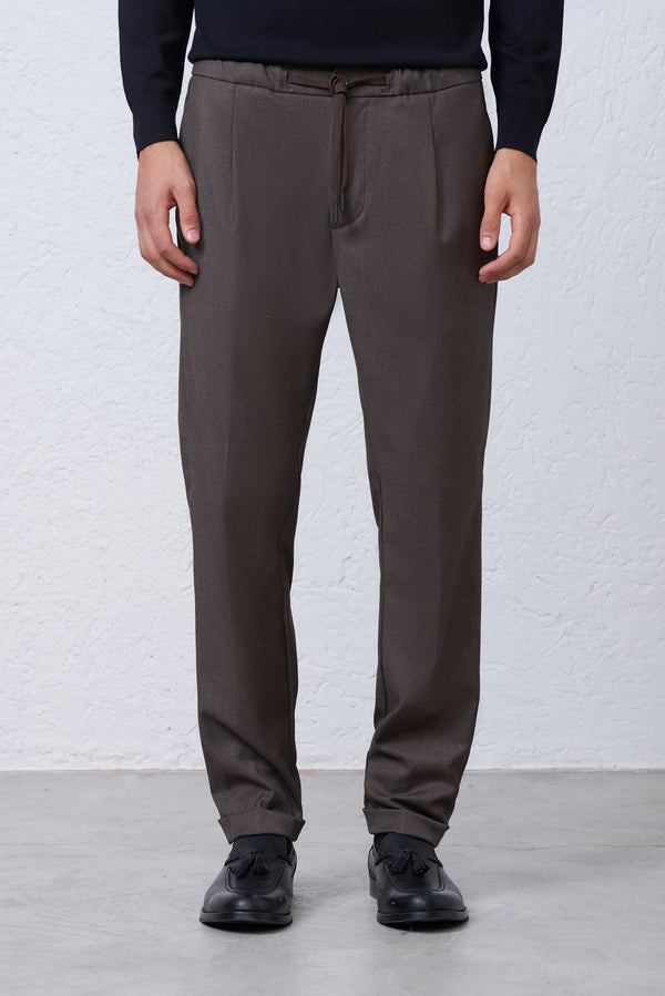 Jogger in tessuto Tecnico