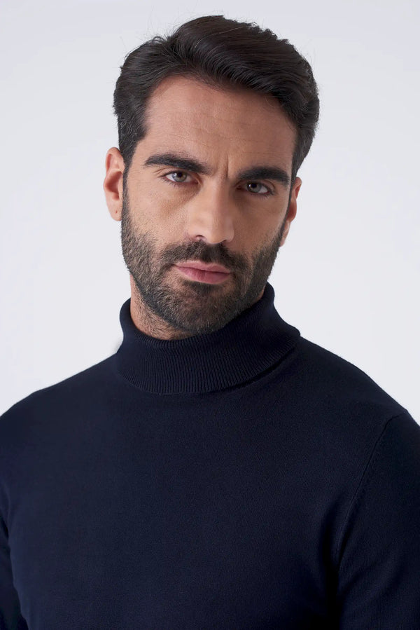 Basic solid color turtleneck