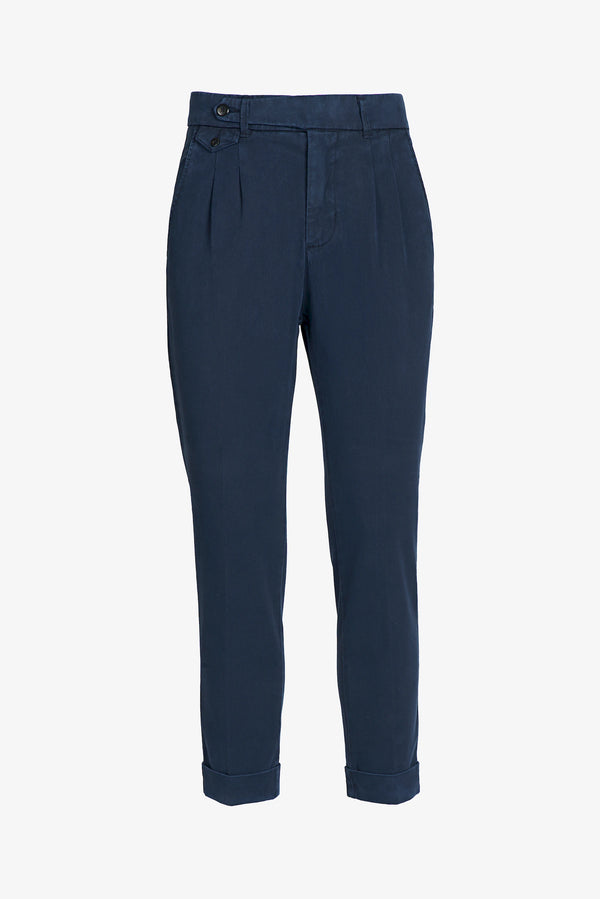 High-waisted trousers and long faux fur
