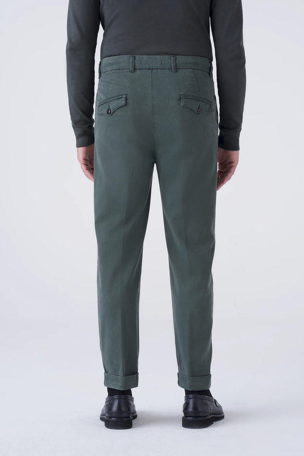High-waisted trousers and long faux fur
