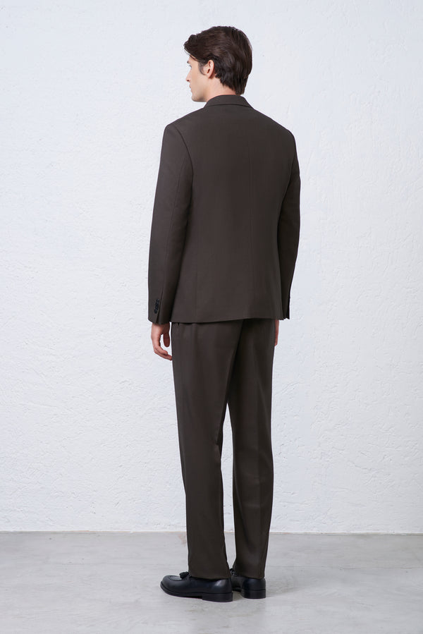 Abito Doppiopetto con Pantalone Doppia Pence e Regolatori Laterali in Tencel