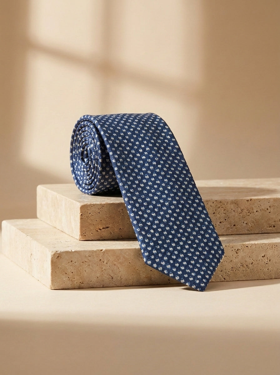 Cravatta Blu a Micro Pattern Geometrico