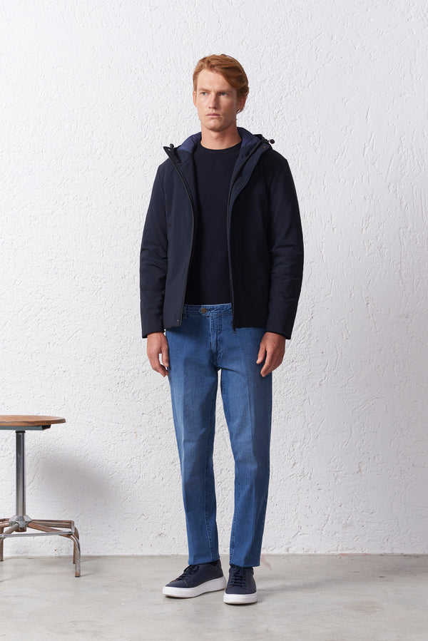 Parka Corto con Cappuccio