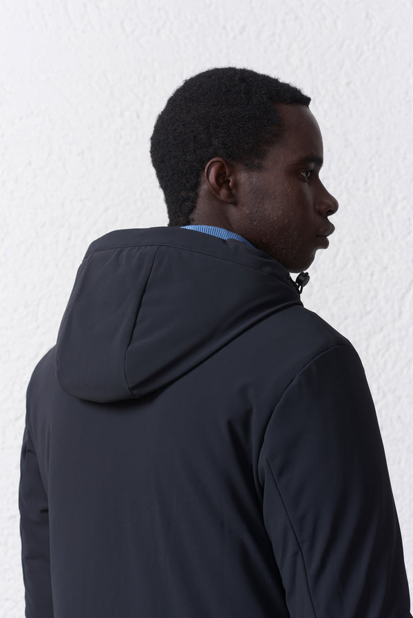 Parka Corto con Cappuccio