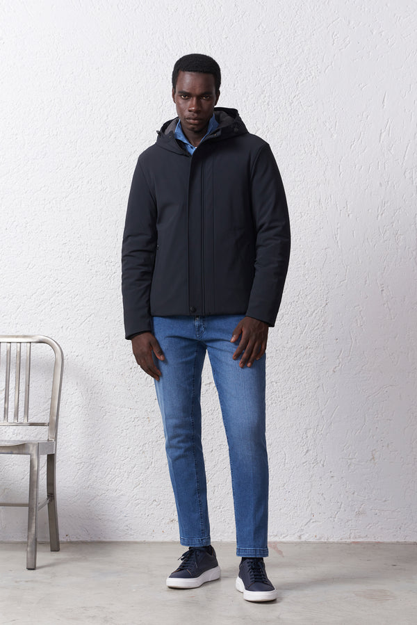 Parka Corto con Cappuccio