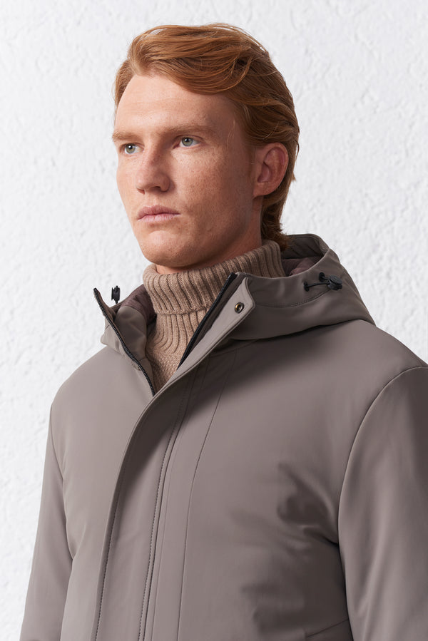 Parka Corto con Cappuccio