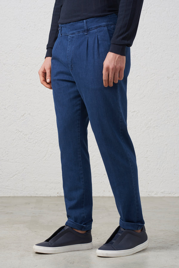 Jeans con Doppio Bottone Laterale Dark Wash