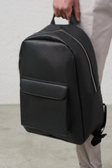Zaino  in Eco Pelle con Tasca Frontale a Patta