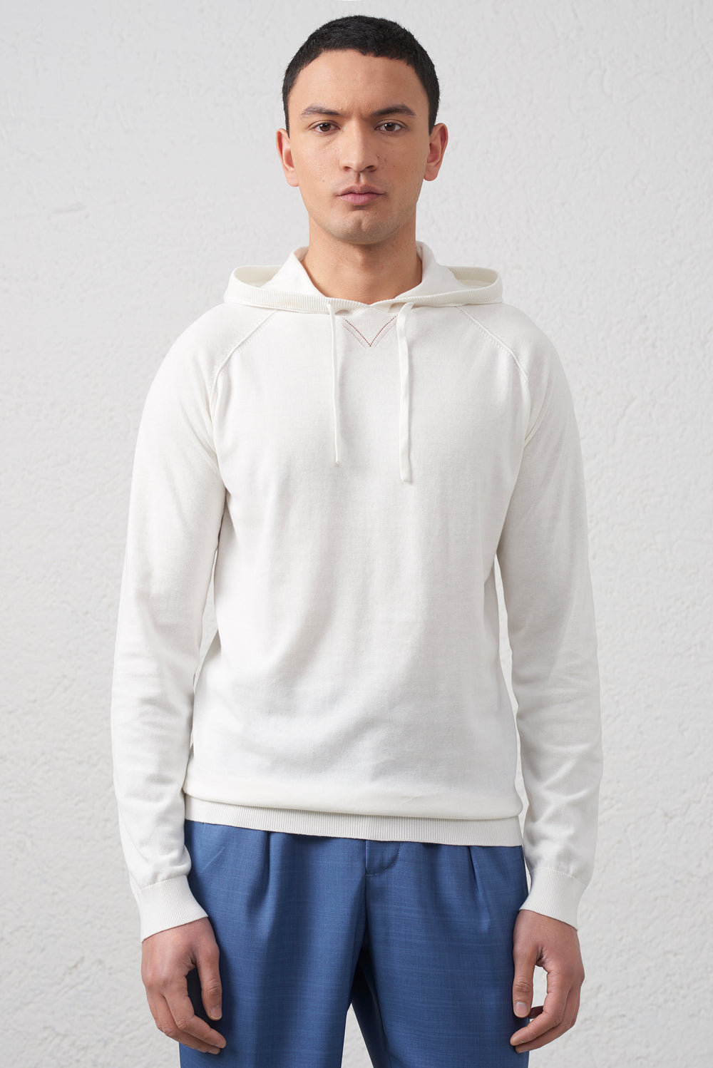 Maglia Bianca con Cappuccio in Cotone 100% Filato 2/60
