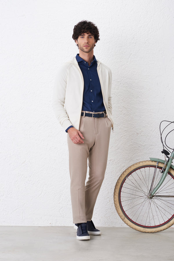 Cardigan con Cappuccio e Zip