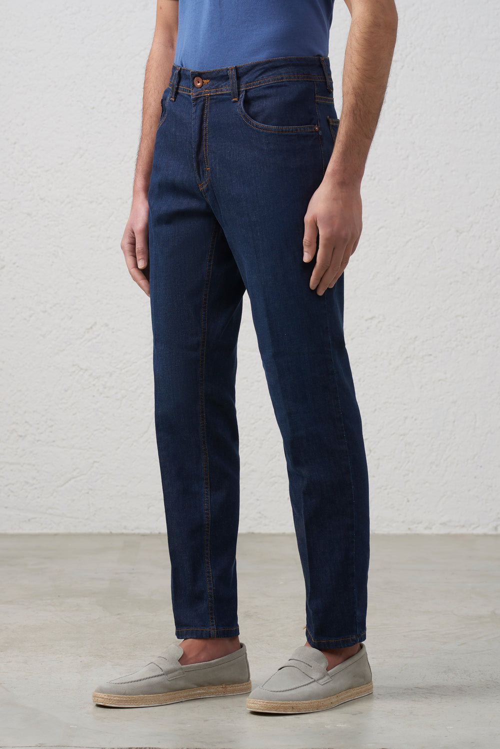 Jeans 5 Tasche in Denim Dark Wash– Slim Fit