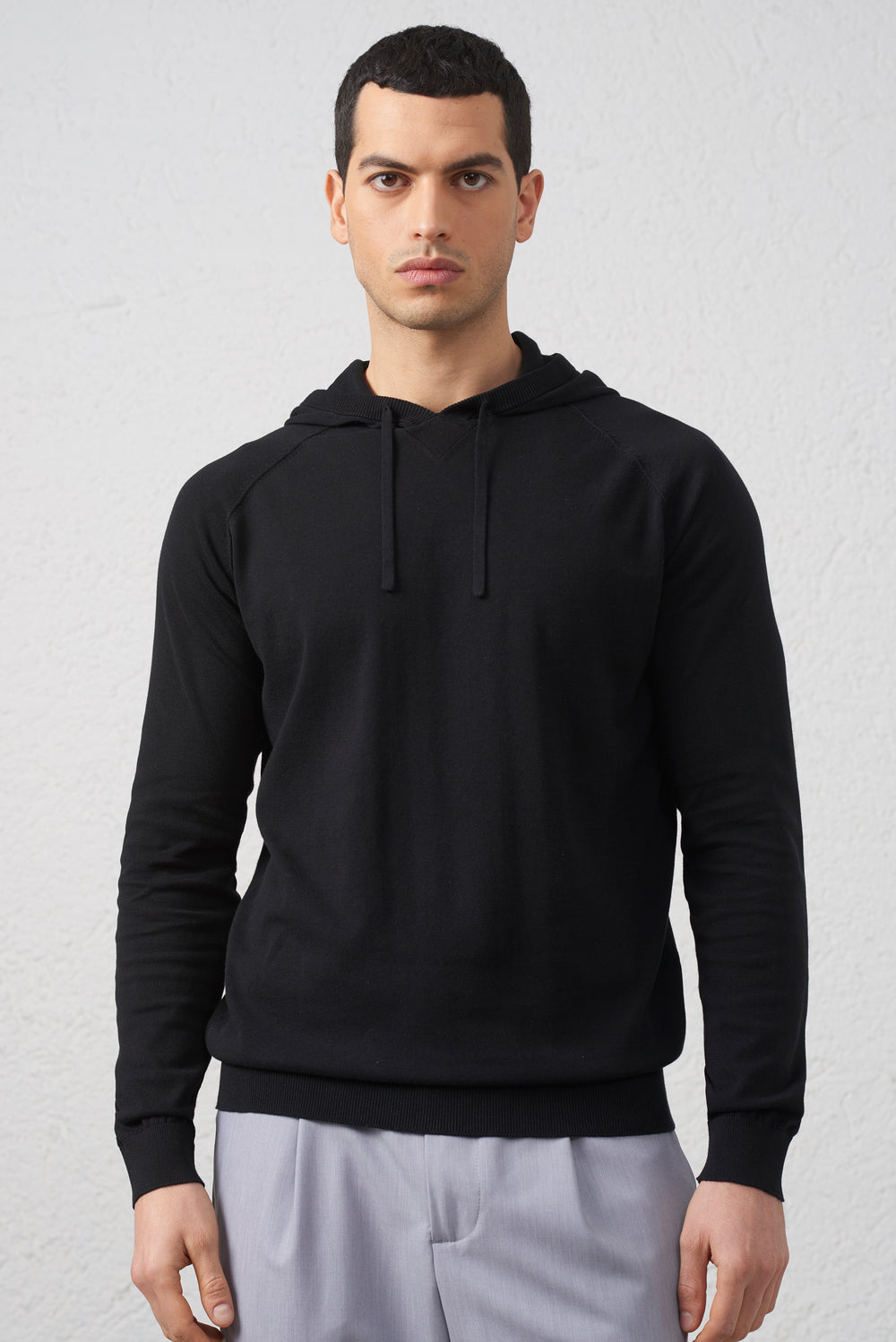 Felpa Nera con Cappuccio in Cotone 100% Filato 2/60