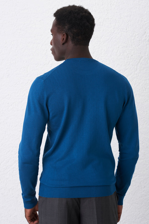 Herringbone pattern crewneck