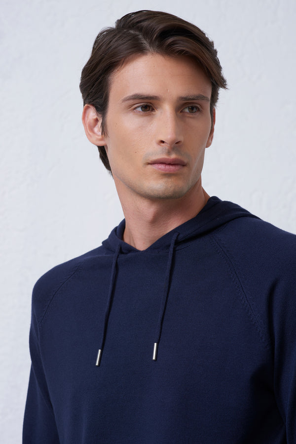 Maglia con Cappuccio Finezza 12