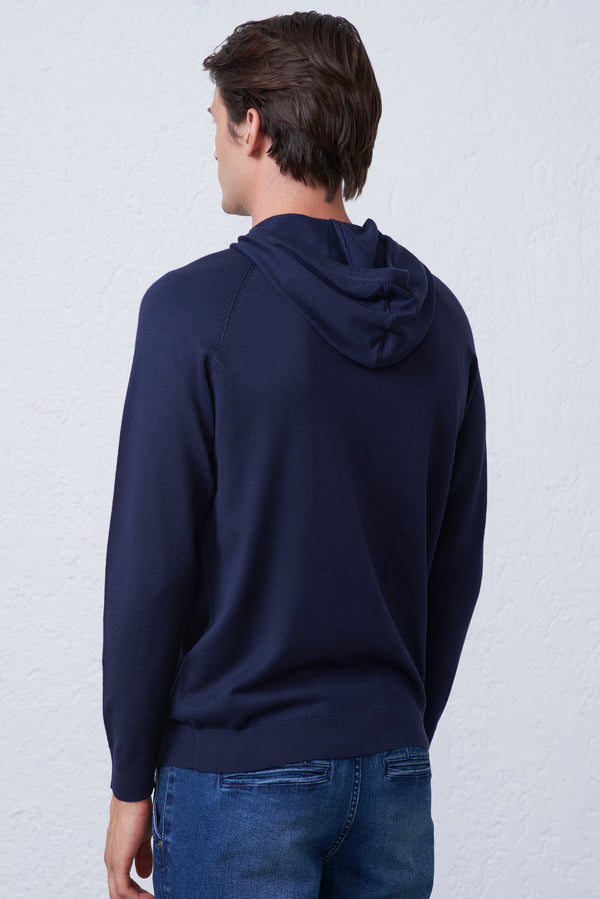 Maglia con Cappuccio Finezza 12