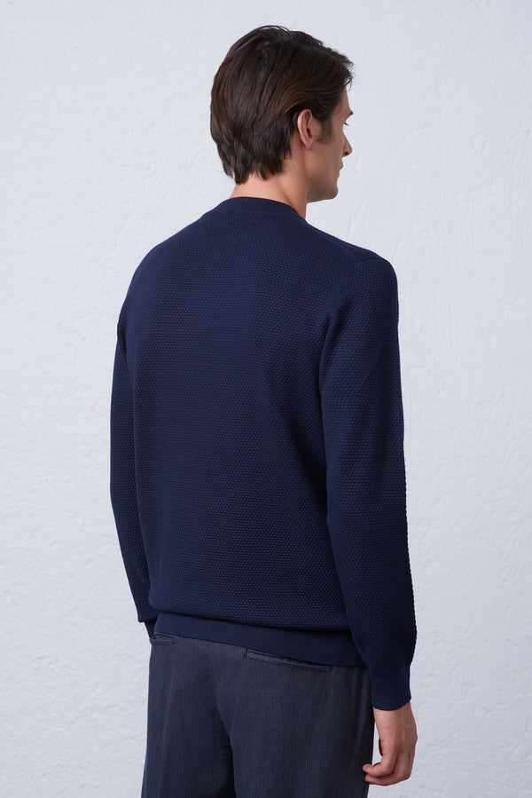Maglia Girocollo con Lavorazione Texture