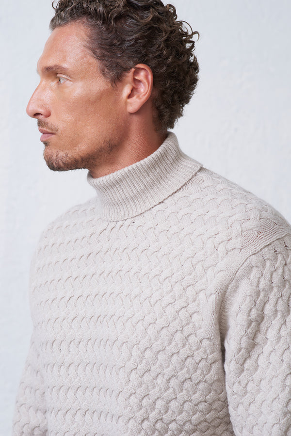 Maglia Collo Alto con Lavorazione Intrecciata Uomo