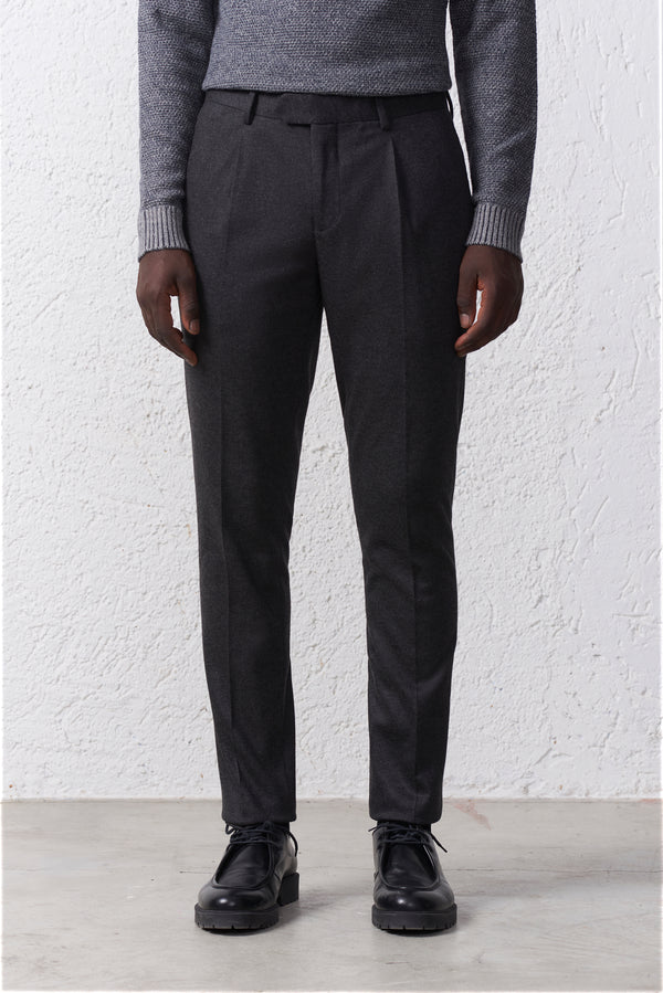 Pantalone Classico con Pince