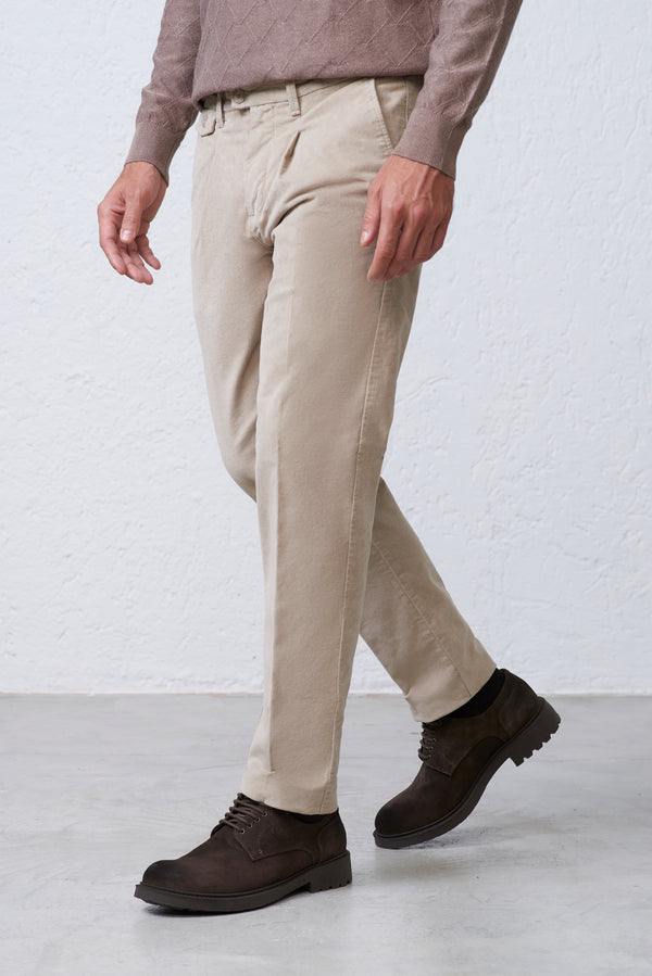 Pantalone Uomo Comfort Fit in Velluto Liscio Uomo