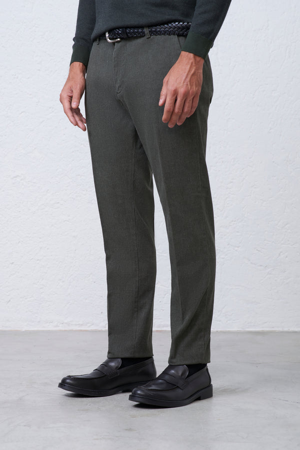 Pantalone Chino in Cotone Stretch Operato