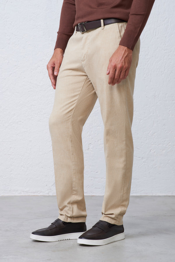 Pantalone Chino in Cotone Stretch Operato